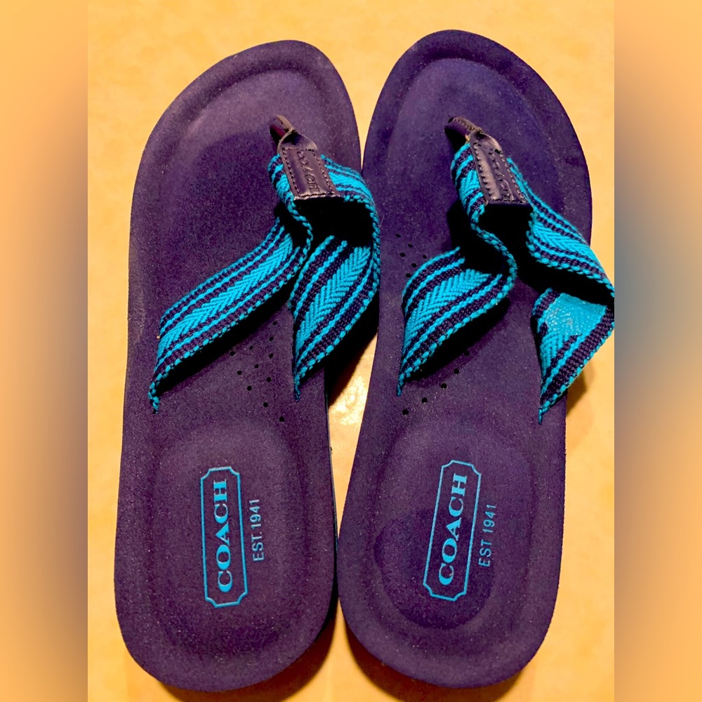 Coach Jacqueline Flip Flops, Navy, Size 7.